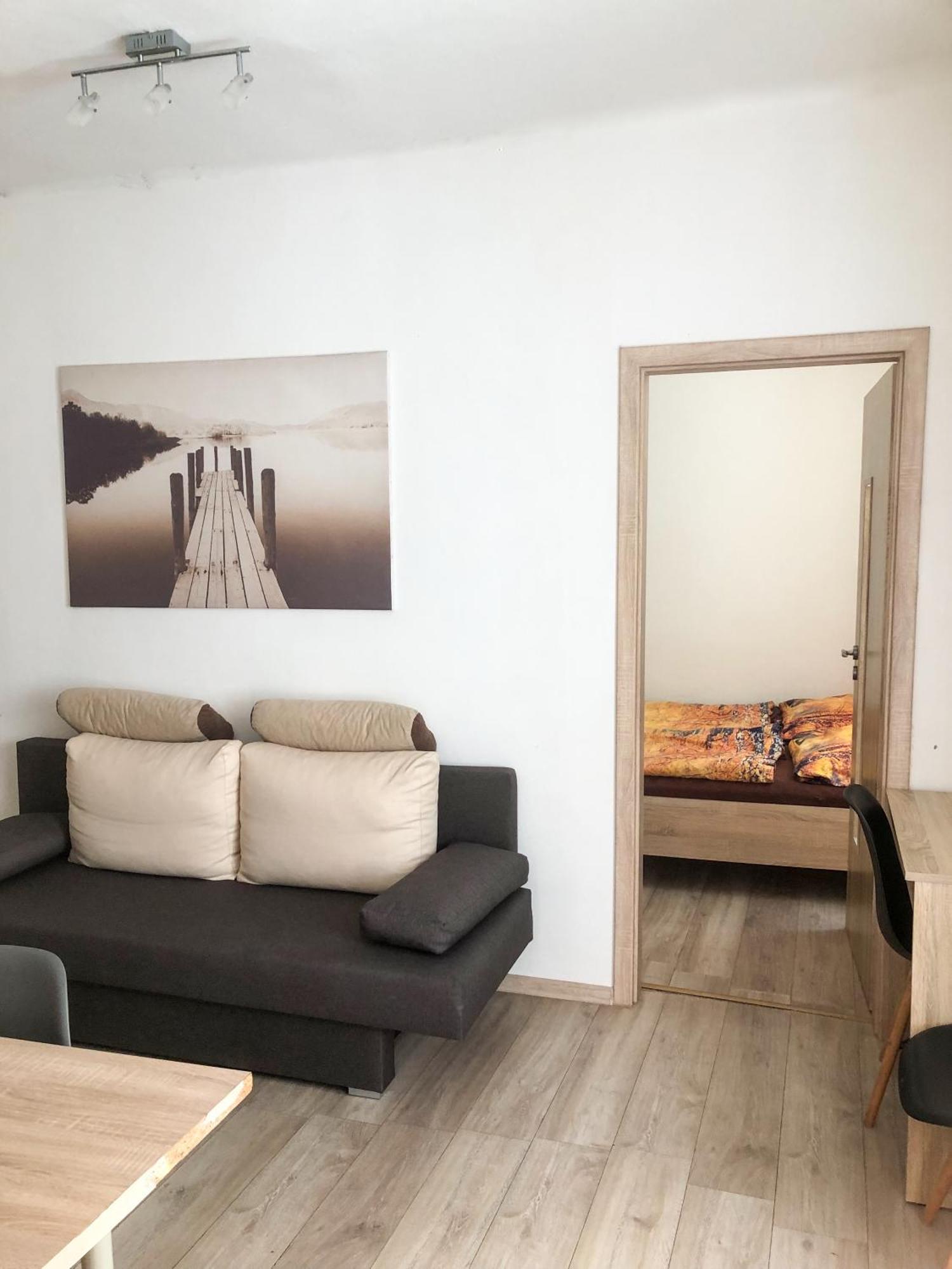 M&C Apartmans Aparthotel Olomouc Buitenkant foto