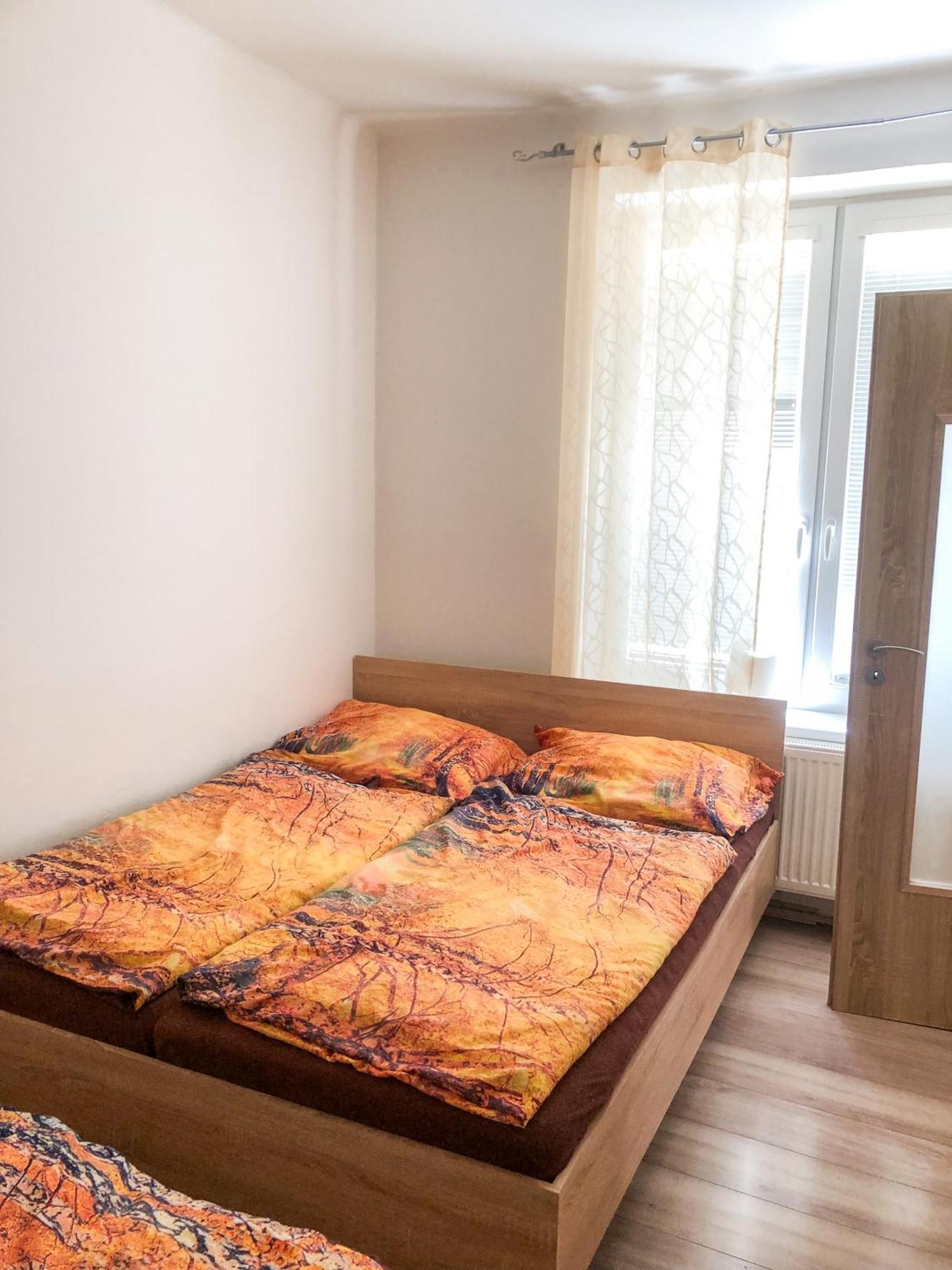 M&C Apartmans Aparthotel Olomouc Buitenkant foto